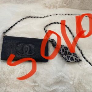 Chanel crossbody/ Fanny pack